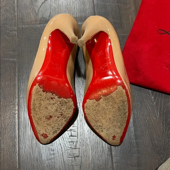 Christian Louboutin Beige Patent Leather Pumps Size 36 1/2 - Picture 6 of 7